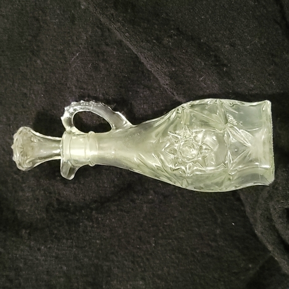 Anchor Hocking Cruet in a Prescut Clear Pattern - Picture 2 of 4